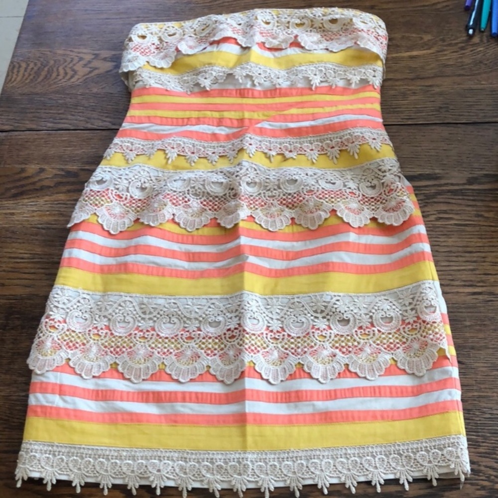 Minuet strapless dress